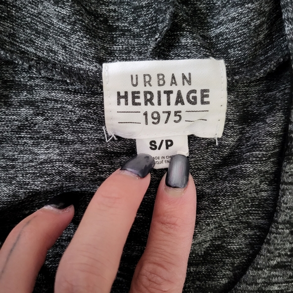 Cropped Zip Up Hoodie - Picture 2 of 2